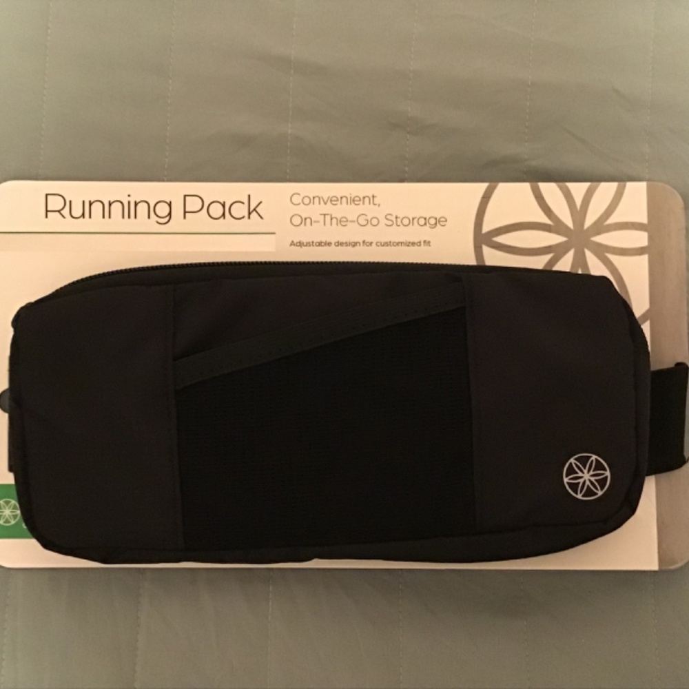 GAIAM RUNNING PACK NWT - Picture 12 of 12